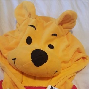 💸 SOLD 💸 NWT/Never worn Winnie the Pooh onesie!